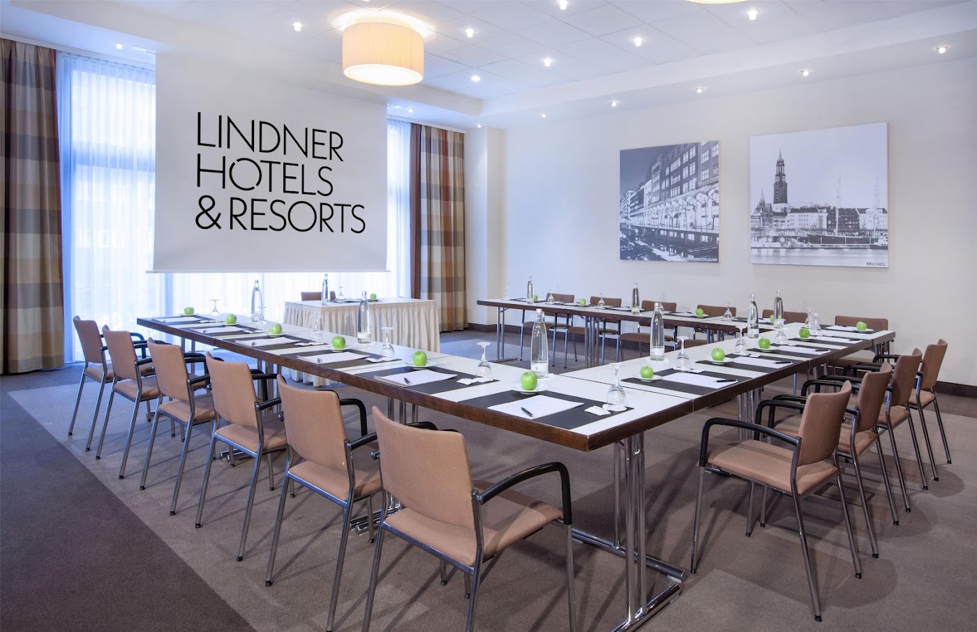 Lindner Hotel Hamburg Am Michel, dog-friendly hotel, photo 5