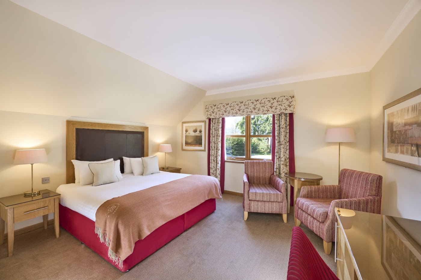 Lochardil House, dog-friendly hotel, photo 2