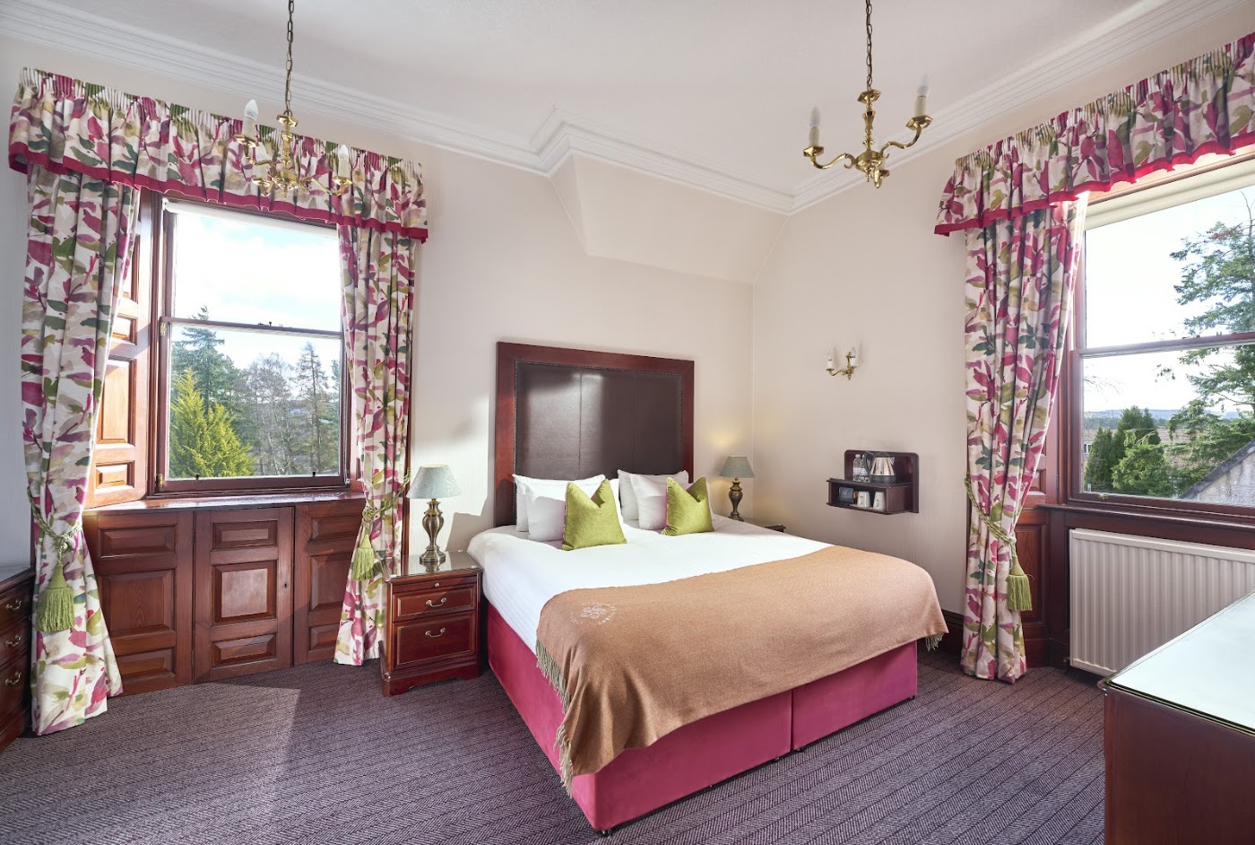 Lochardil House, dog-friendly hotel, photo 5