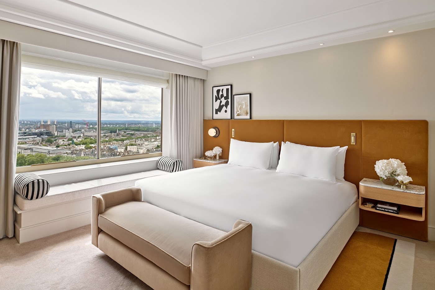 London Hilton on Park Lane, dog-friendly hotel, photo 3