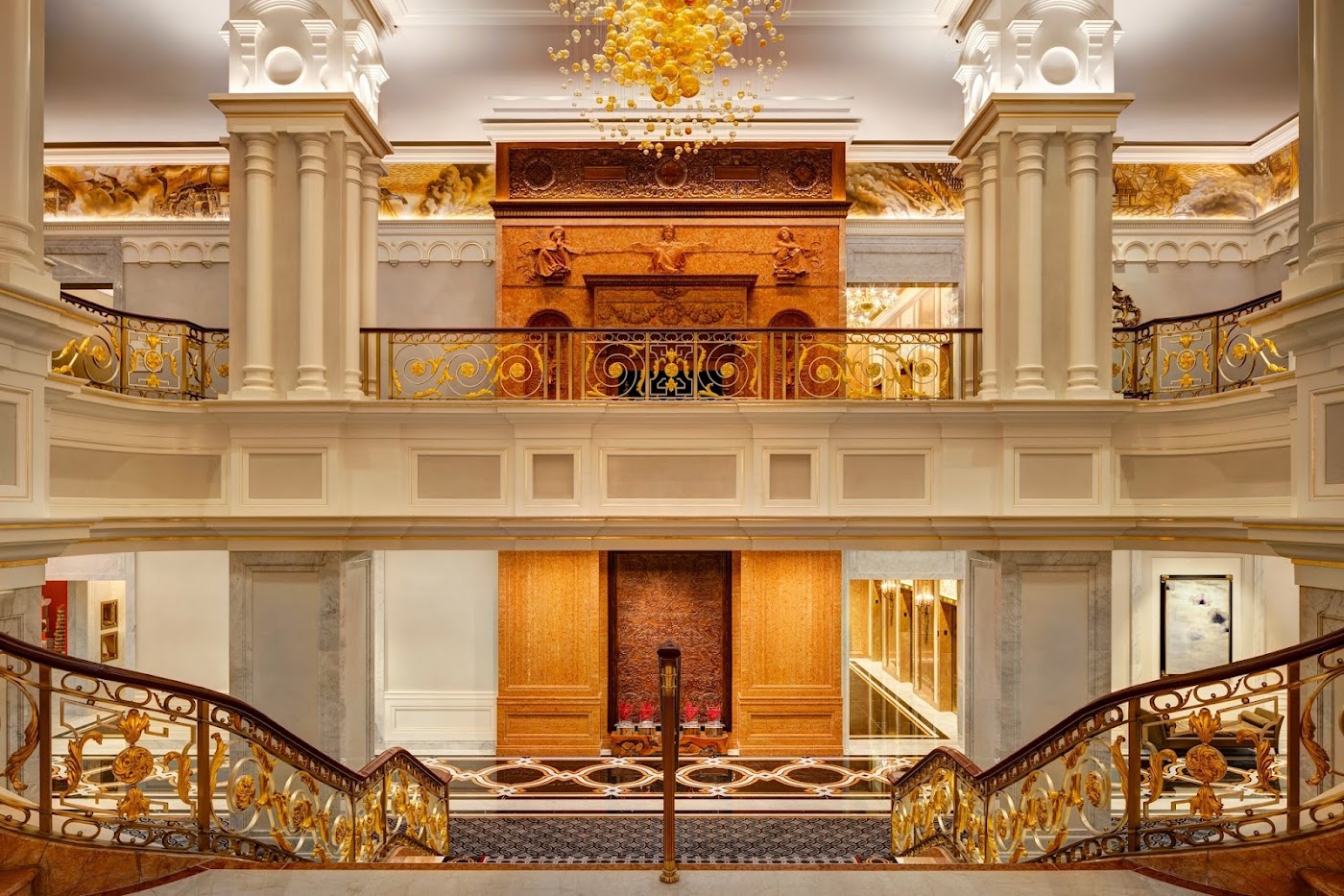 Lotte New York Palace, dog-friendly hotel, photo 2