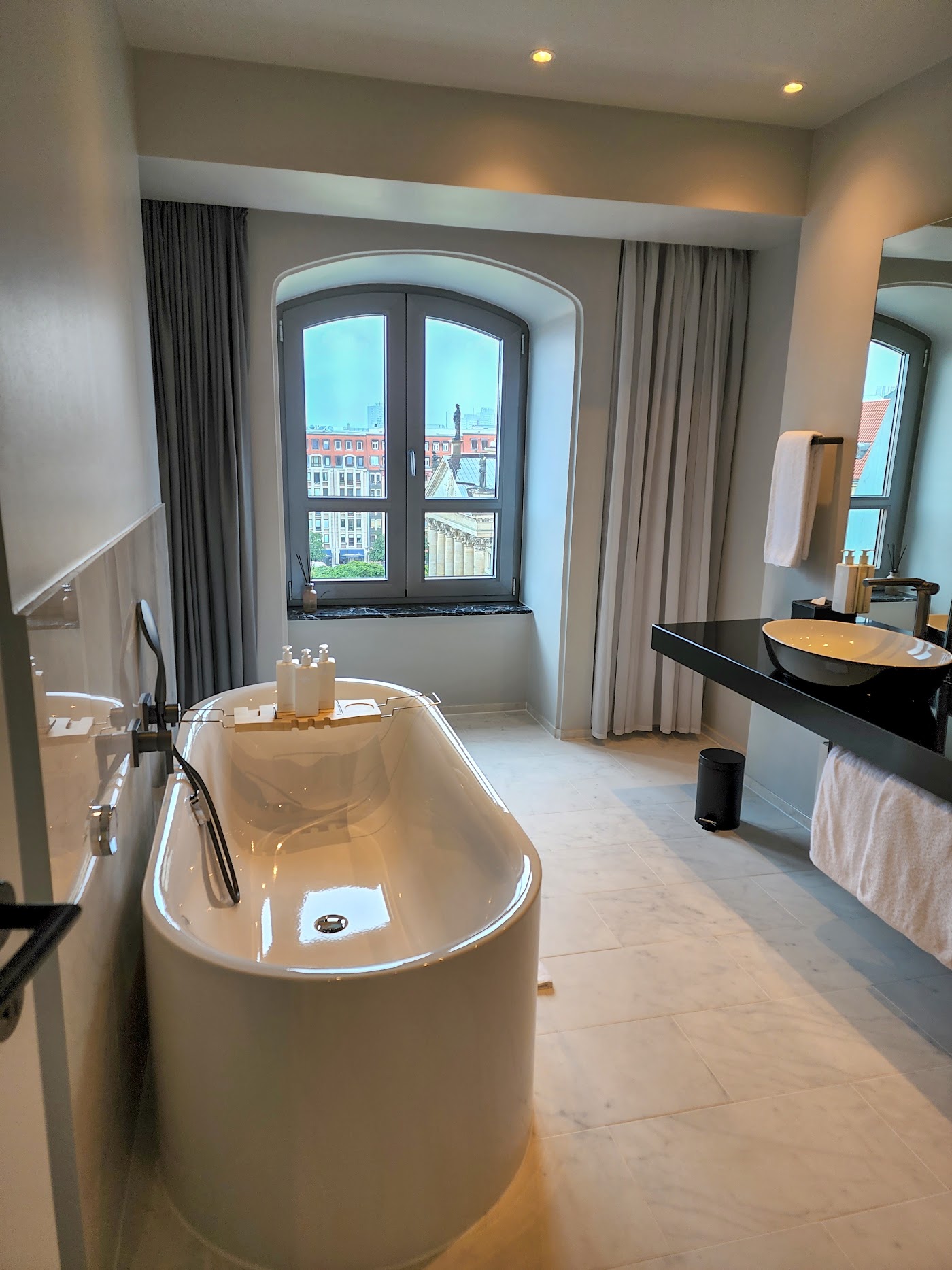 Hotel Luc, Autograph Collection, dog-friendly hotel, photo 4