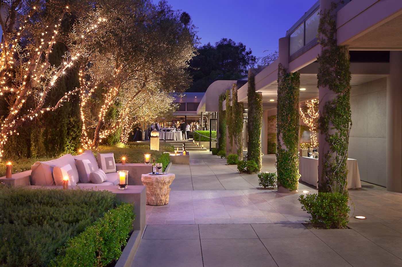 Luxe Sunset Boulevard Hotel, dog-friendly hotel, photo 2