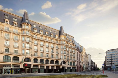 Luxembourg Marriott Hotel Alfa, dog-friendly hotel, photo 2