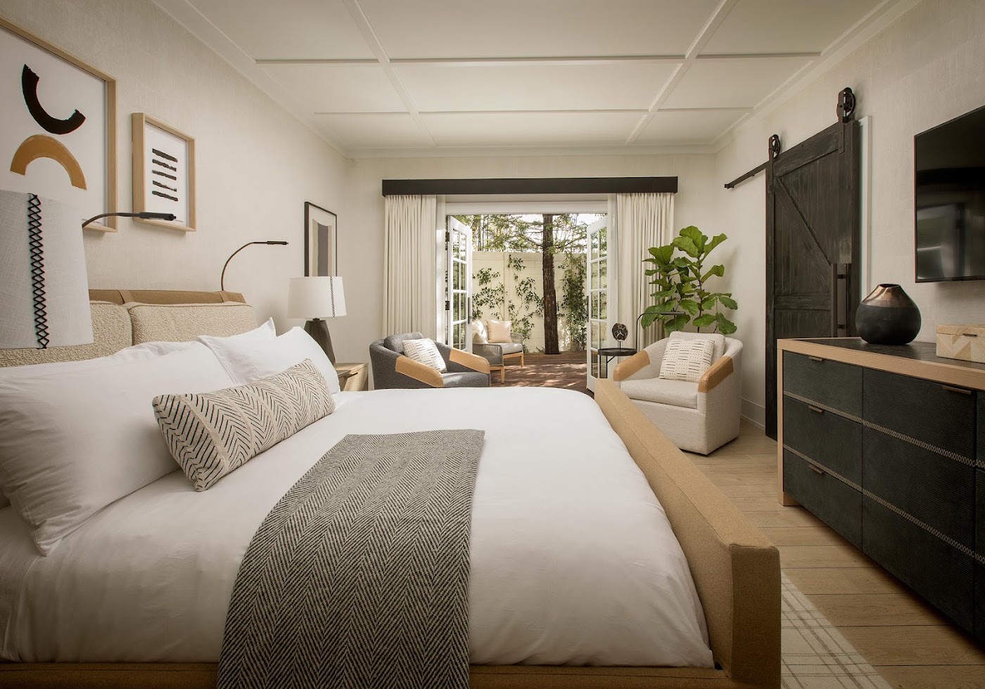 MacArthur Place Hotel & Spa, dog-friendly hotel, photo 3