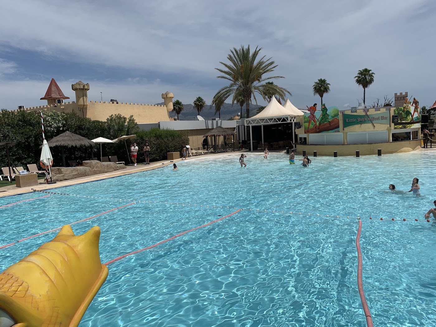 Magic Robin Hood Waterpark Lodge Resort, dog-friendly hotel, photo 3