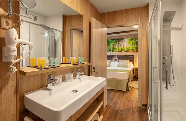 Magic Robin Hood Waterpark Lodge Resort, dog-friendly hotel, photo 4