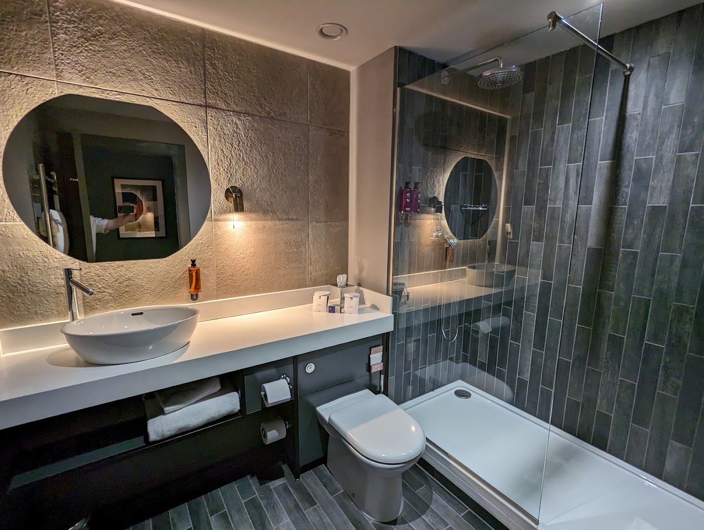 Malmaison Edinburgh City, dog-friendly hotel, photo 3