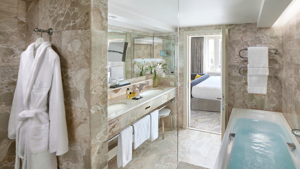 Mandarin Oriental, Geneva, dog-friendly hotel, photo 5