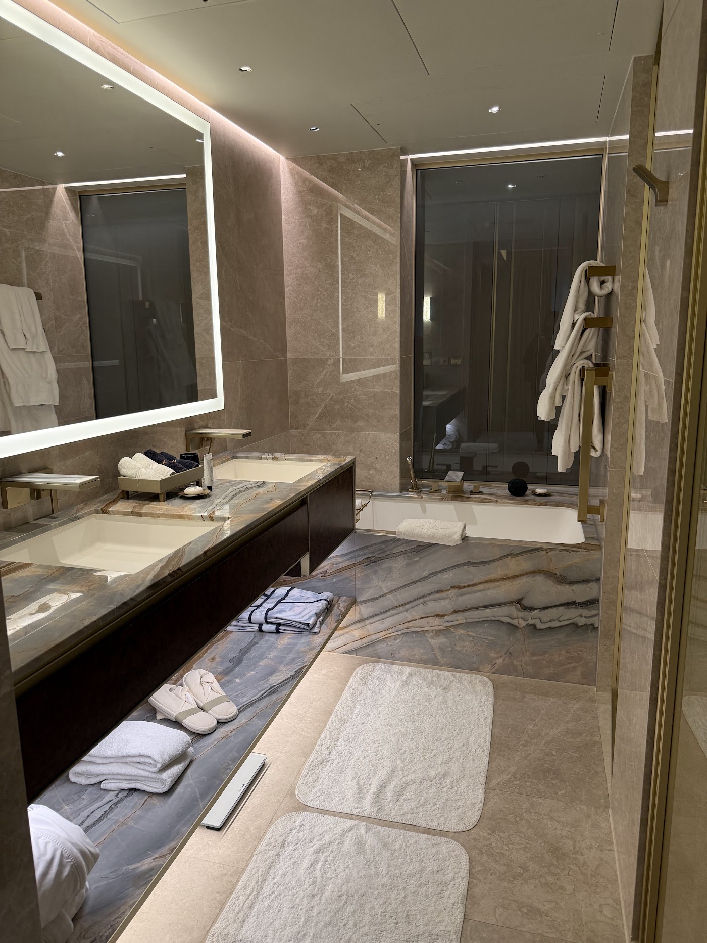 Mandarin Oriental Mayfair, dog-friendly hotel, photo 5