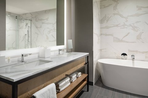 Marriott Dallas Uptown, dog-friendly hotel, photo 5