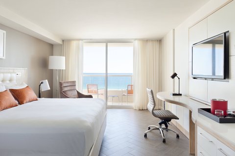 Marriott Stanton South Beach, dog-friendly hotel, photo 3