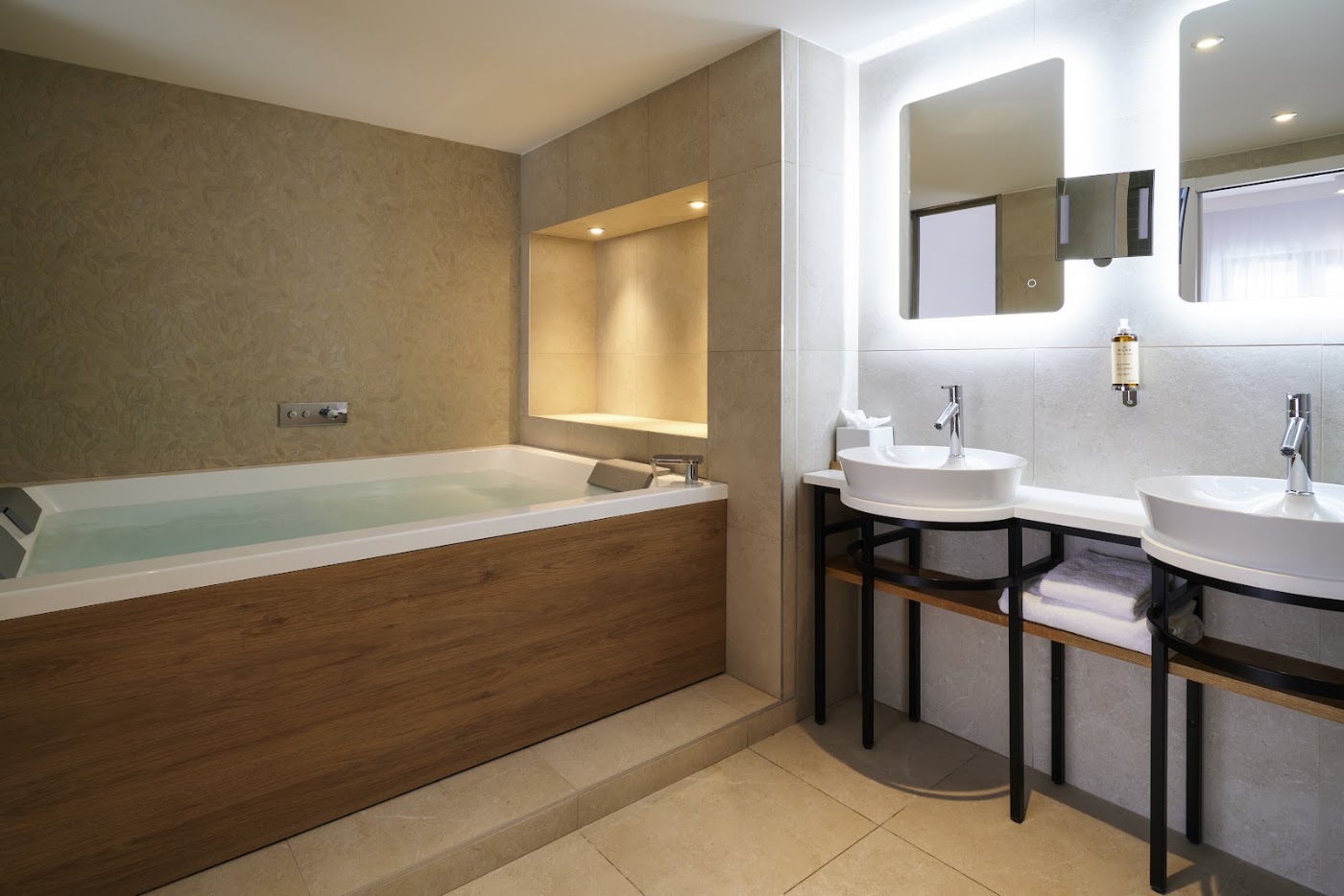 Mercure Avignon TGV Hotel & Spa, dog-friendly hotel, photo 5
