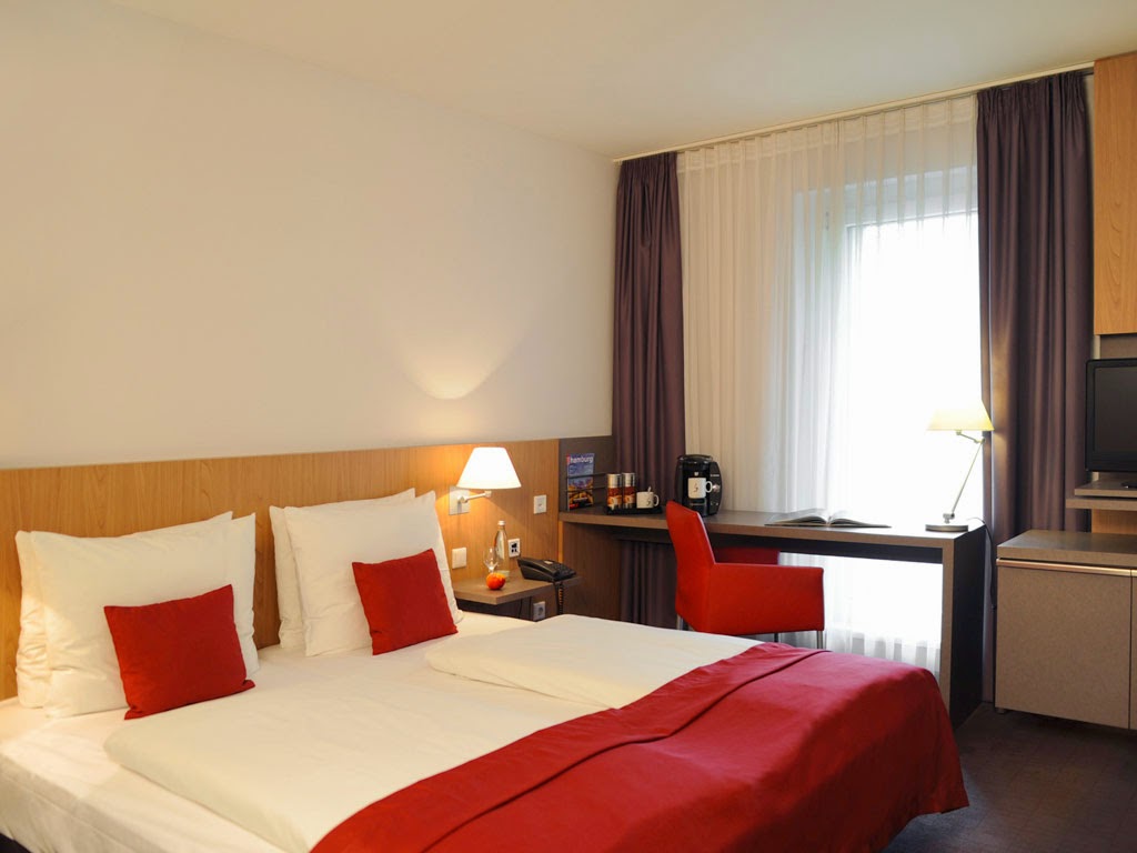 Mercure Hotel Hamburg Mitte, dog-friendly hotel, photo 3
