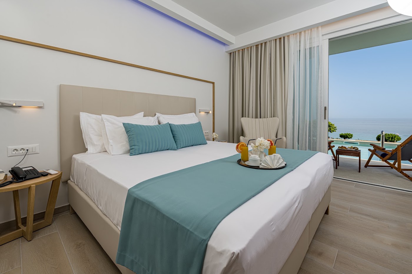 Mirage Bleu Hotel, dog-friendly hotel, photo 3