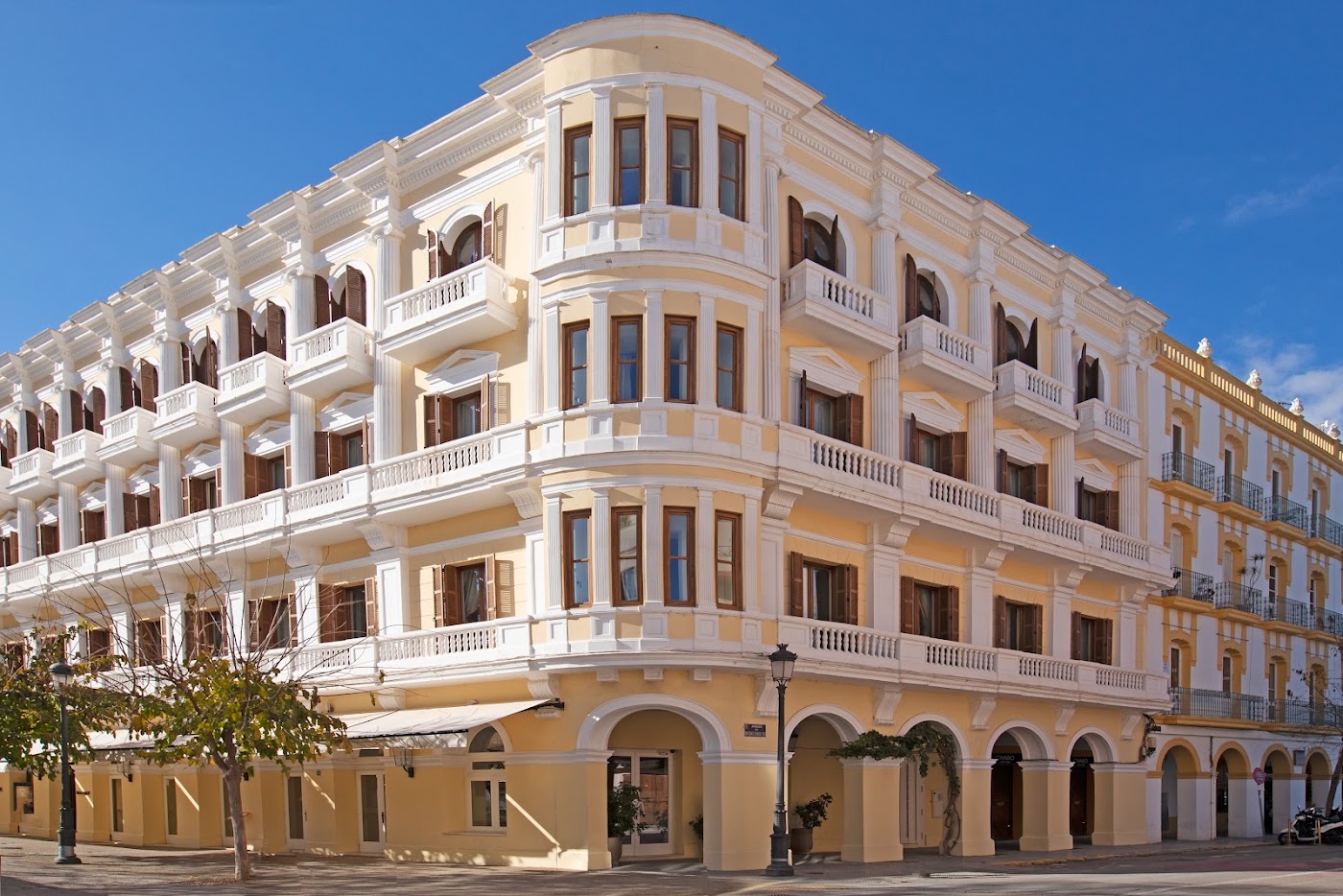 Montesol Experimental Ibiza, dog-friendly hotel, photo 2