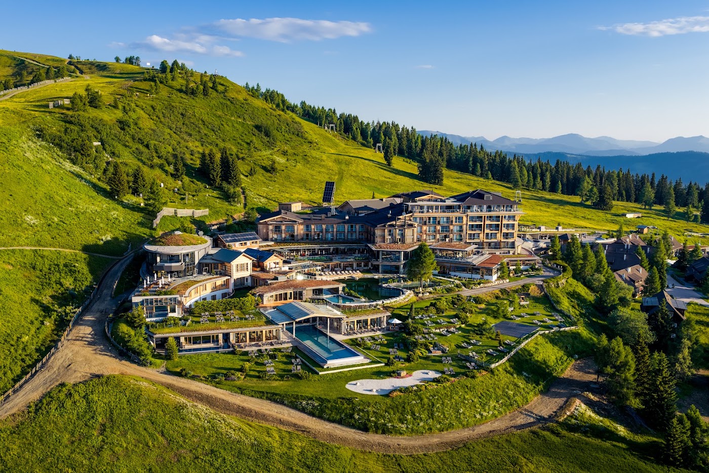 Mountain Resort Feuerberg, dog-friendly hotel, photo 2