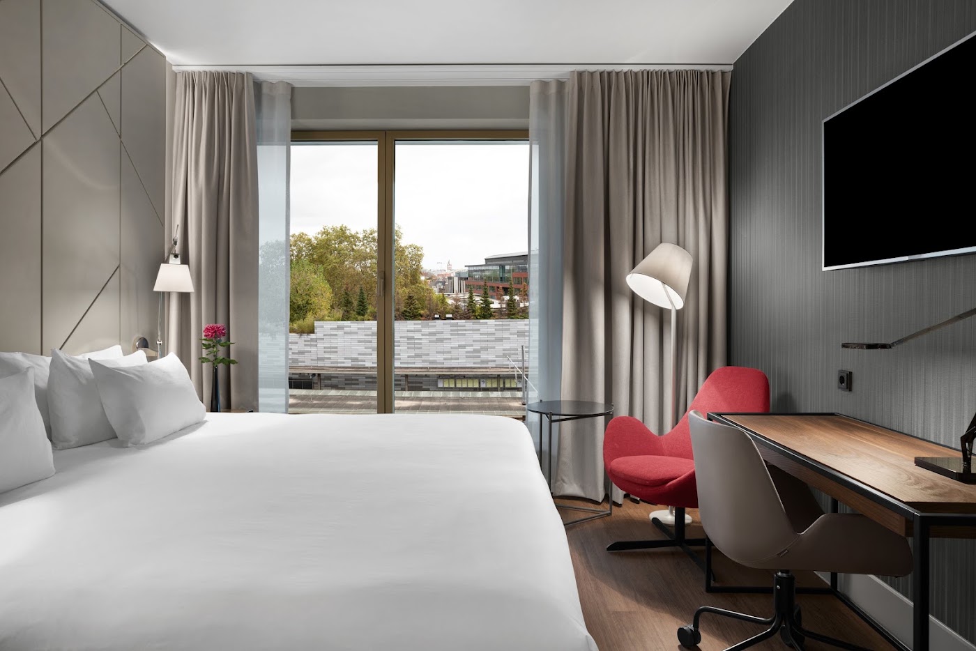 NH Collection Antwerp Centre, dog-friendly hotel, photo 2