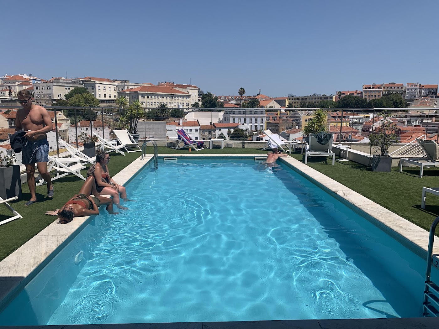 NH Collection Lisboa Liberdade, dog-friendly hotel, photo 3