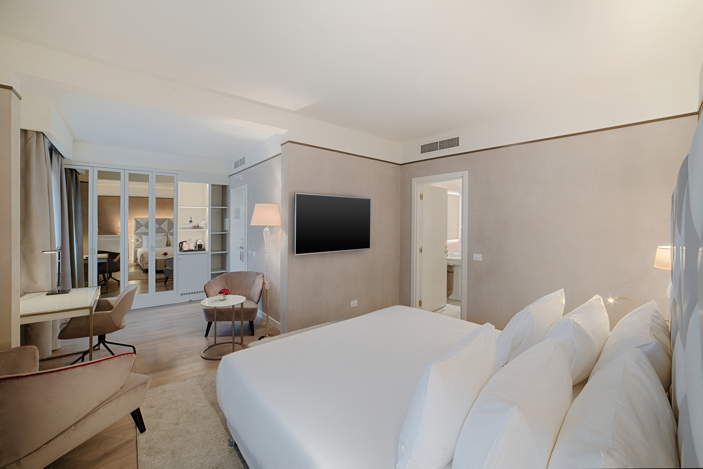 NH Collection Palazzo Verona, dog-friendly hotel, photo 2