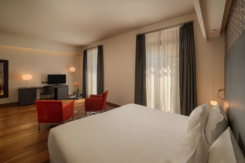 NH Collection Torino Santo Stefano, dog-friendly hotel, photo 2