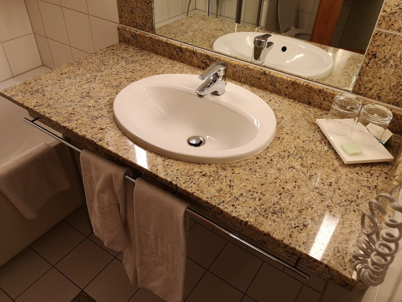 NH Hamburg Horner Rennbahn, dog-friendly hotel, photo 4