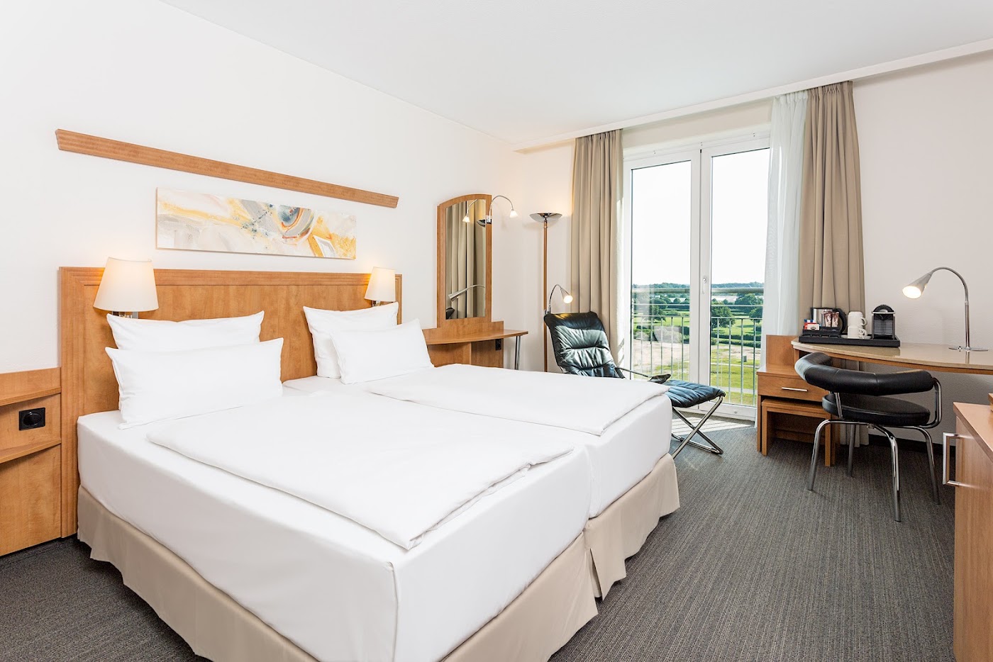 NH Hamburg Horner Rennbahn, dog-friendly hotel, photo 5