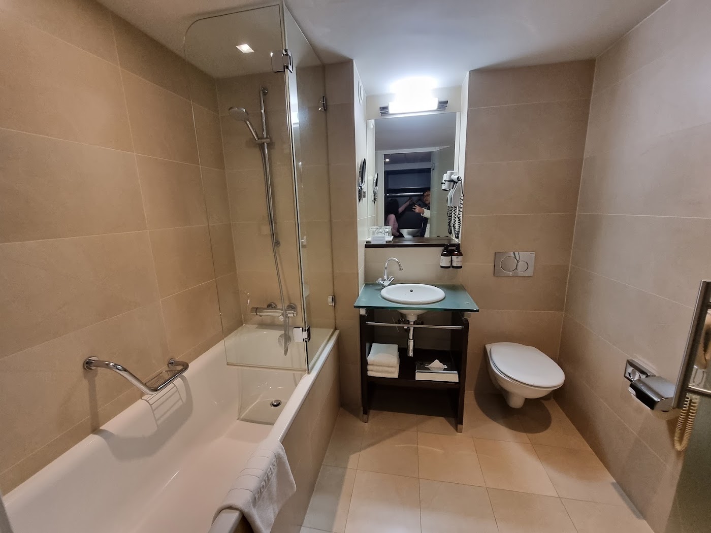 NH Maastricht, dog-friendly hotel, photo 4