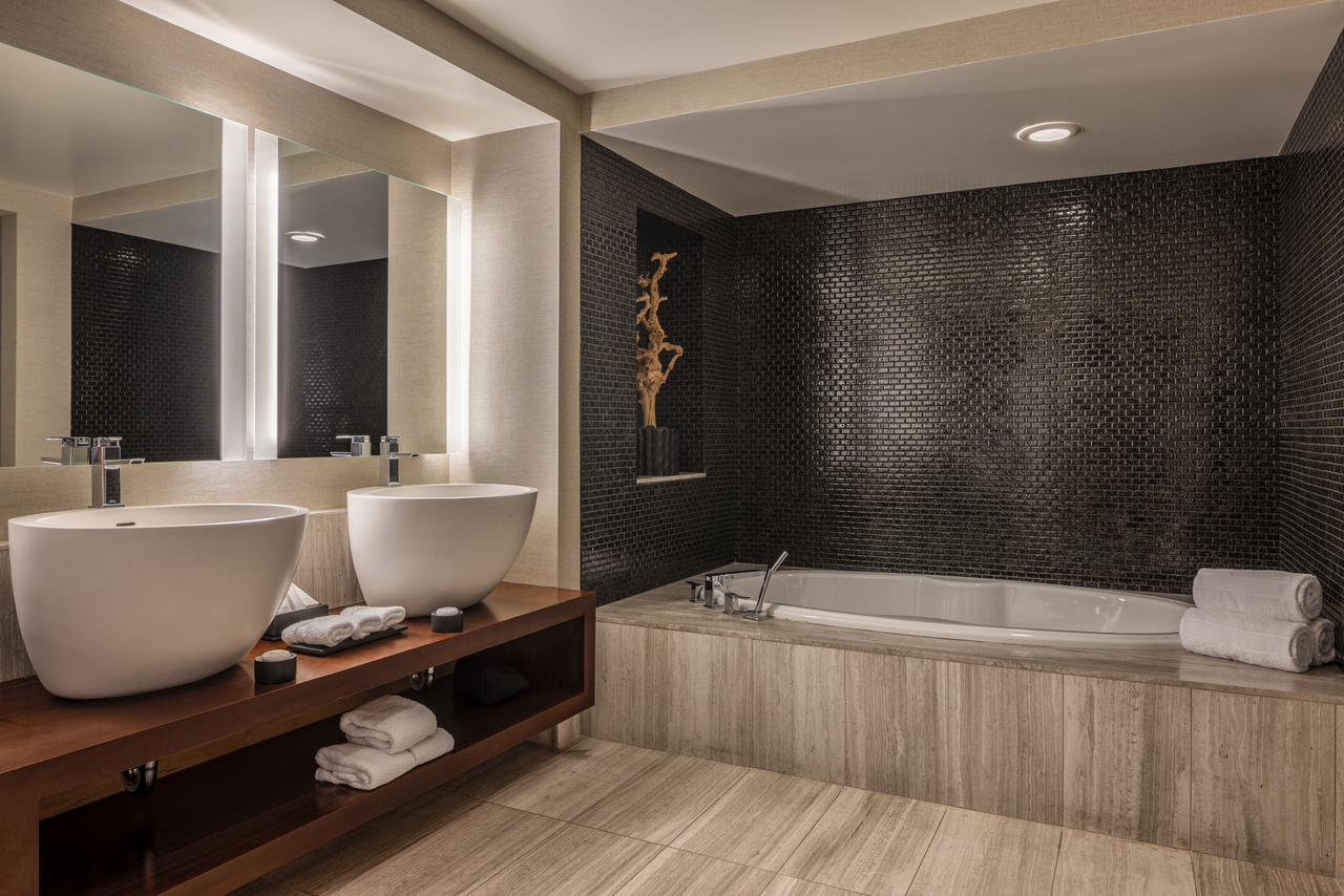 Nobu Hotel at Caesars Palace, dog-friendly hotel, photo 5