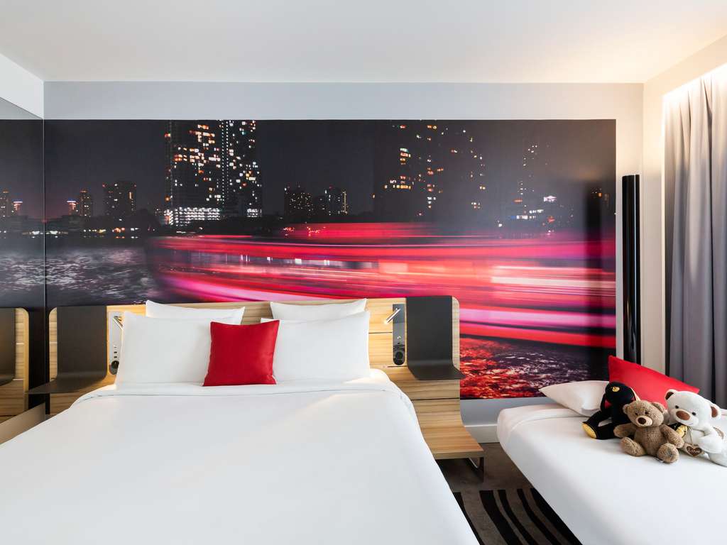 Novotel Bordeaux Centre, dog-friendly hotel, photo 4