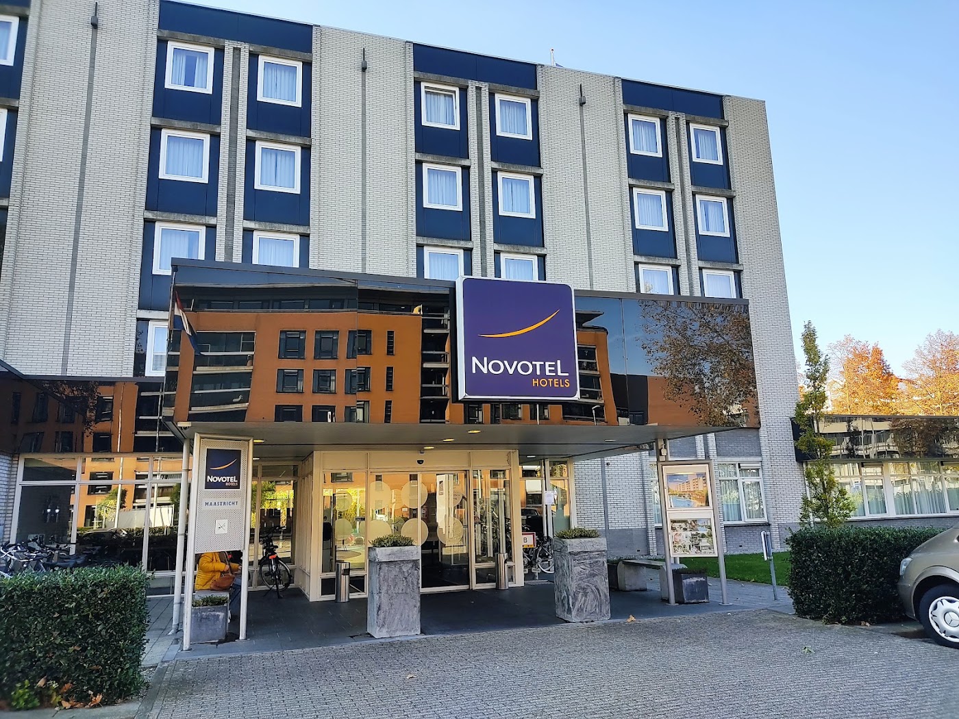 Novotel Maastricht, dog-friendly hotel, photo 2