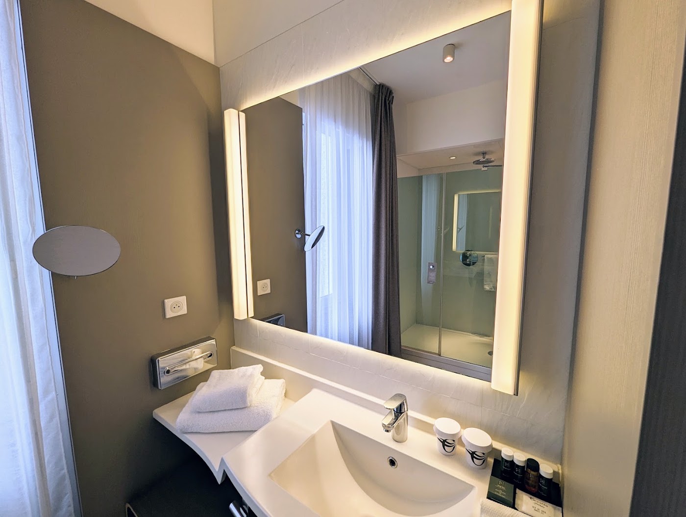 Oceania Le Jura Dijon, dog-friendly hotel, photo 5