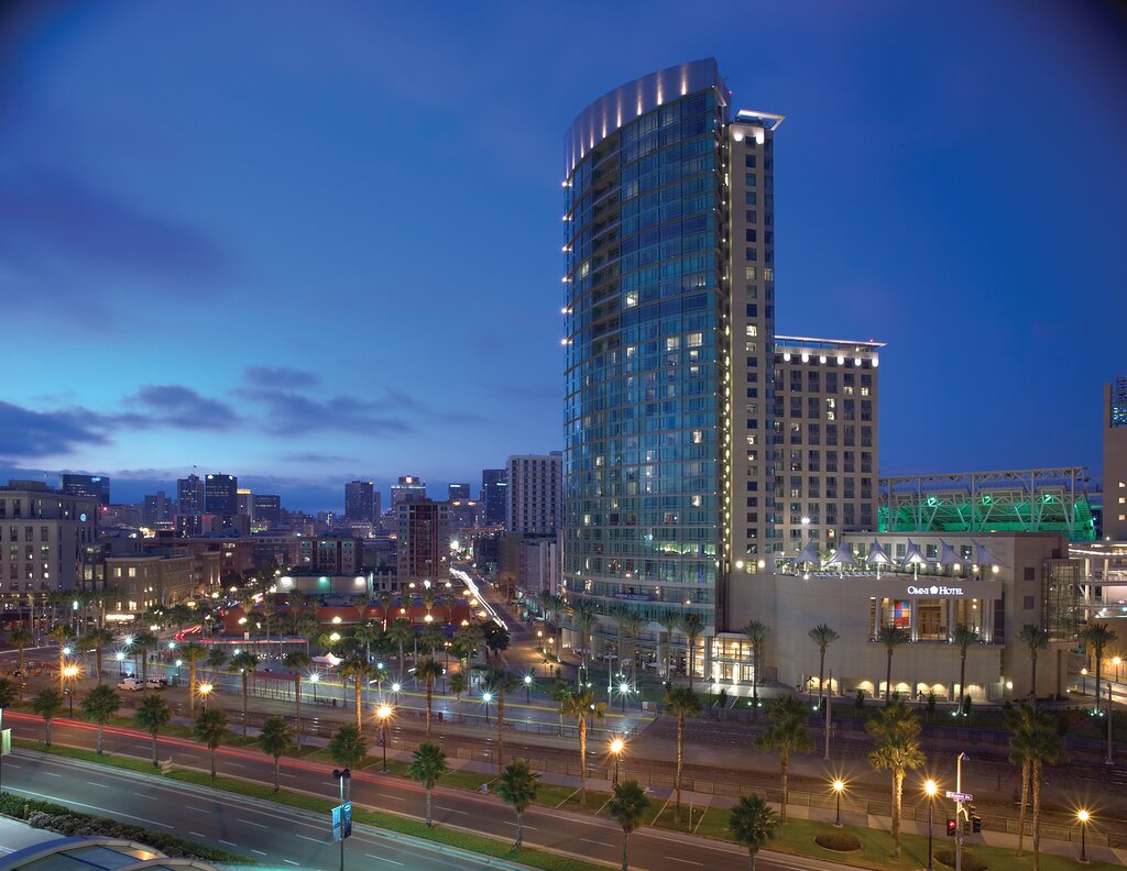 Omni San Diego Hotel at the Ballpark, dog-friendly hotel, photo 5