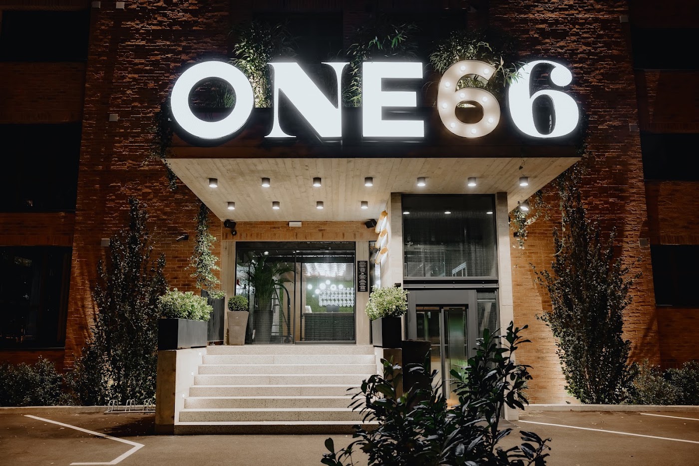 One66 Hotel, dog-friendly hotel, photo 2