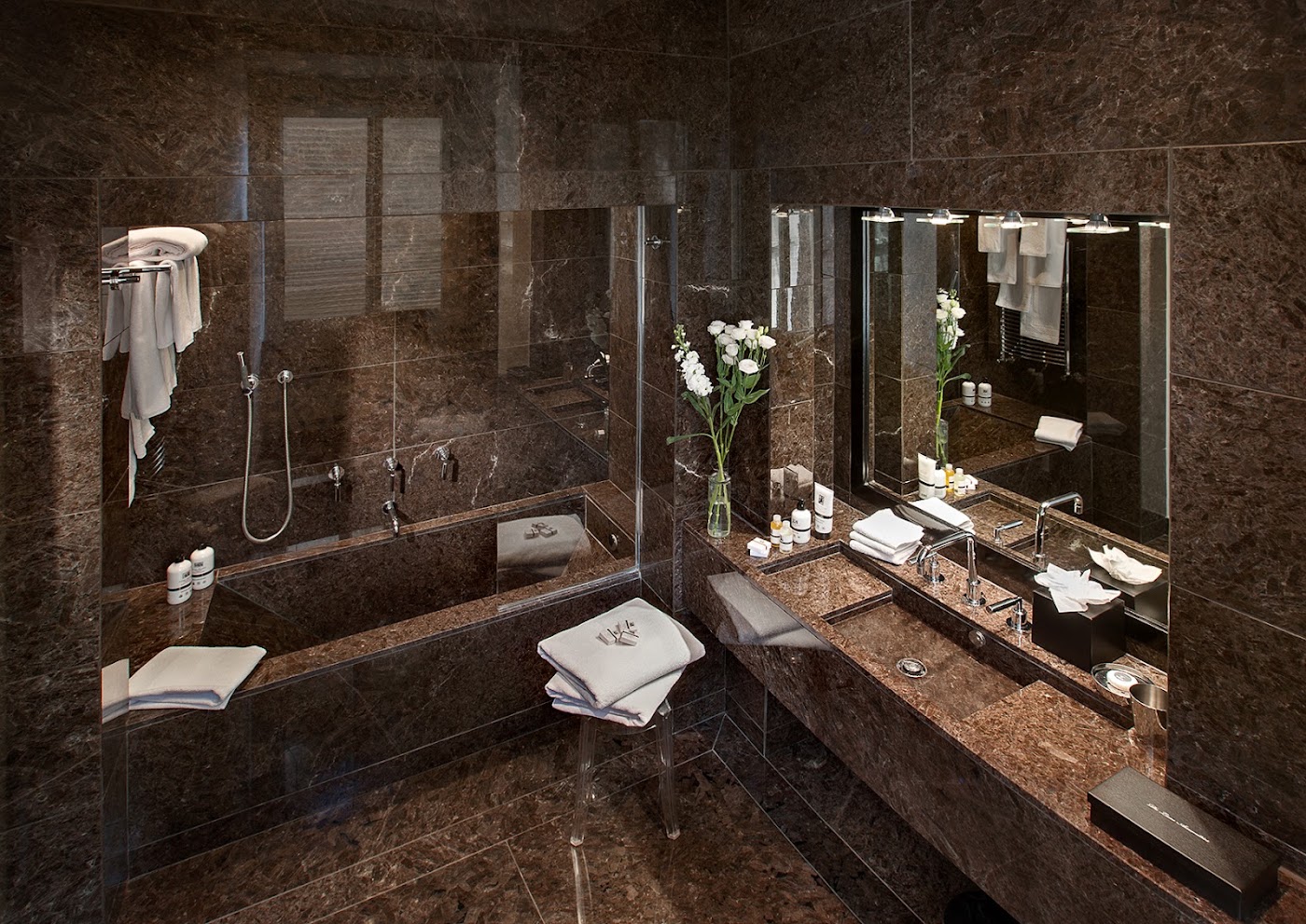 Palazzo Seneca, dog-friendly hotel, photo 4