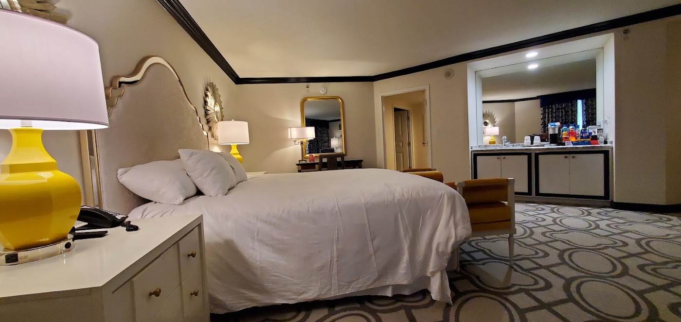 Paris Las Vegas Hotel & Casino, dog-friendly hotel, photo 3