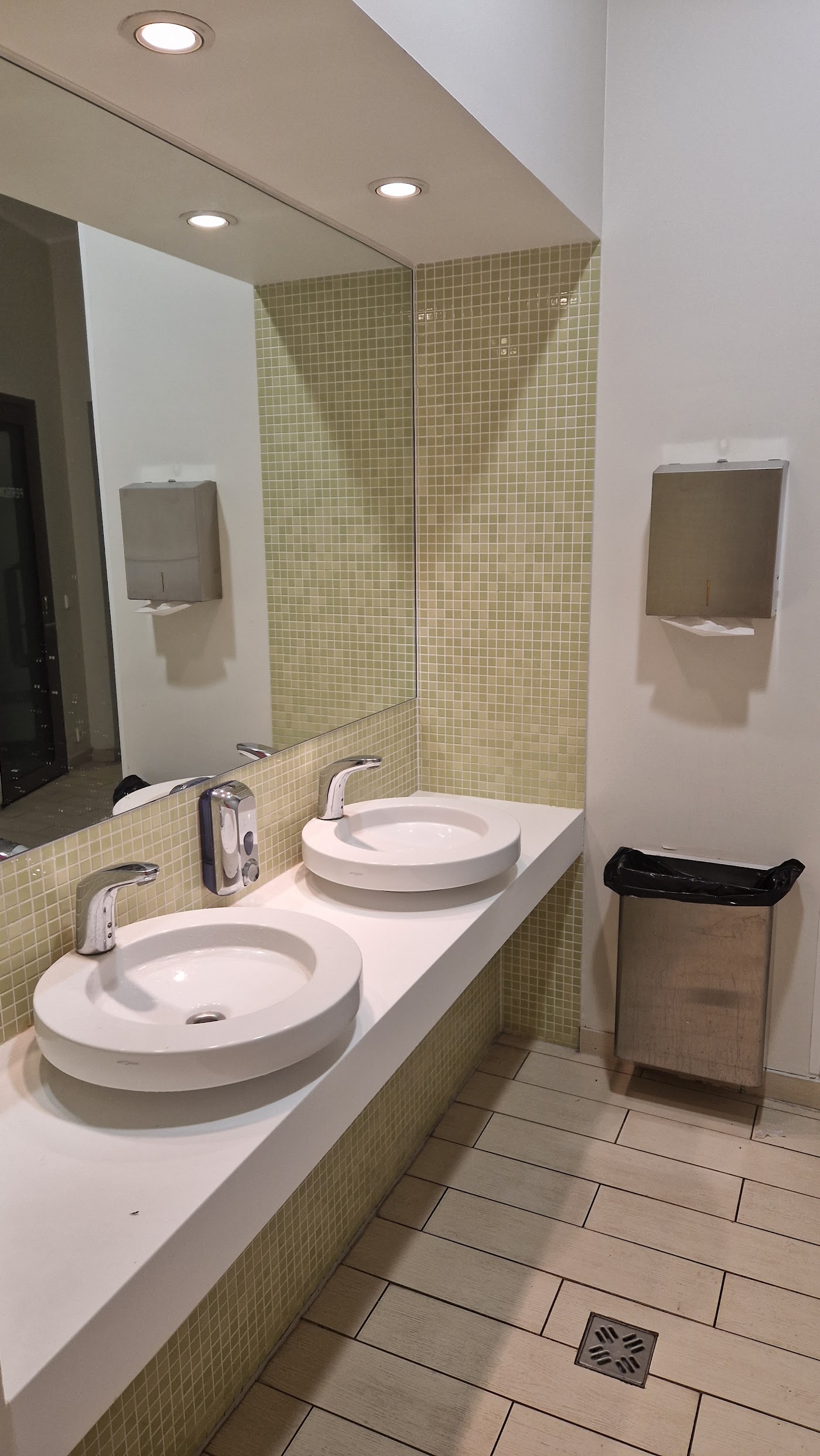 Park Inn by Radisson Meriton Conference & Spa Hotel Tallinn, dog-friendly hotel, photo 5