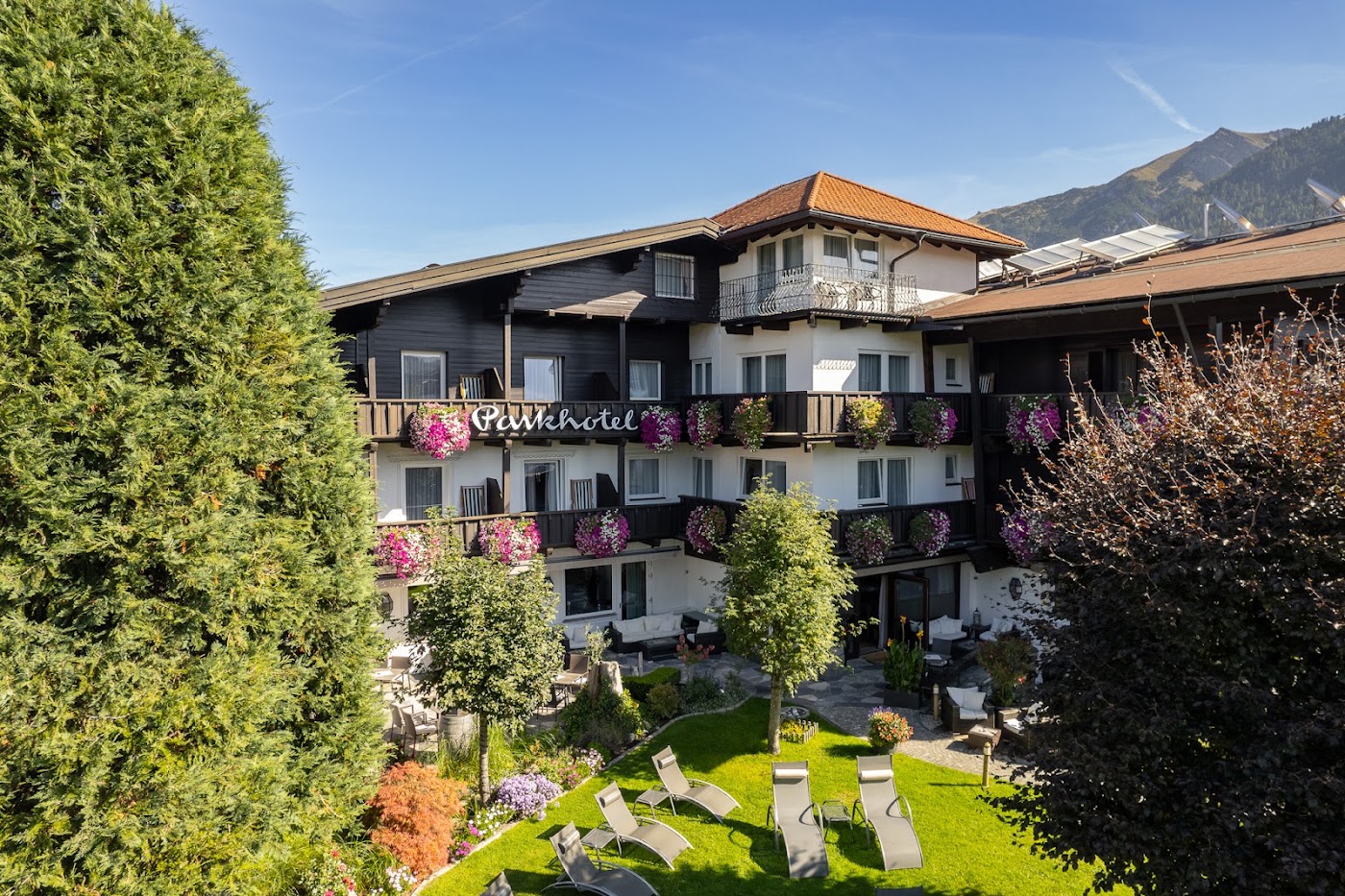 Parkhotel Seefeld, dog-friendly hotel, photo 2