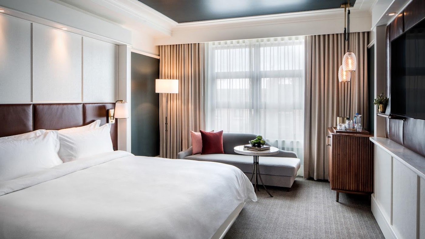 Perry Lane Hotel, a Luxury Collection Hotel, Savannah, dog-friendly hotel, photo 2