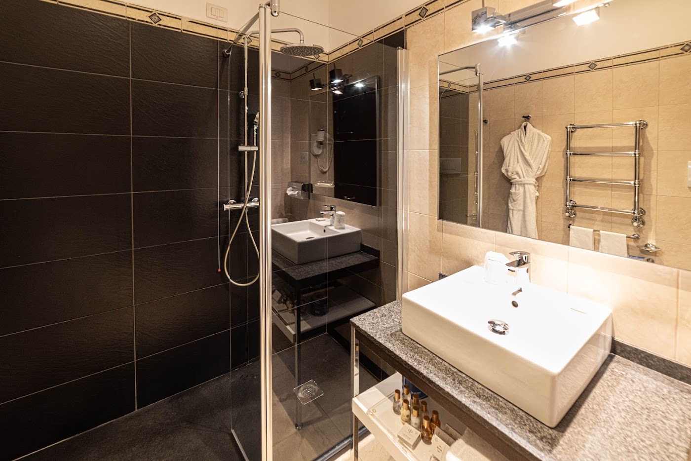 Phi Hotel Bologna, dog-friendly hotel, photo 4