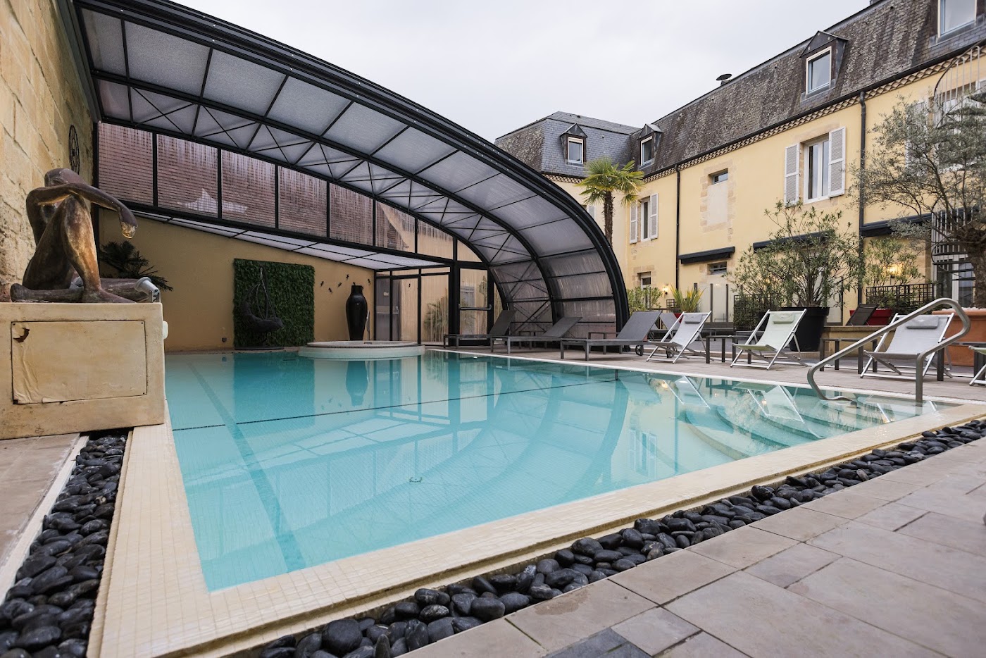 Plaza Madeleine & Spa, dog-friendly hotel, photo 2
