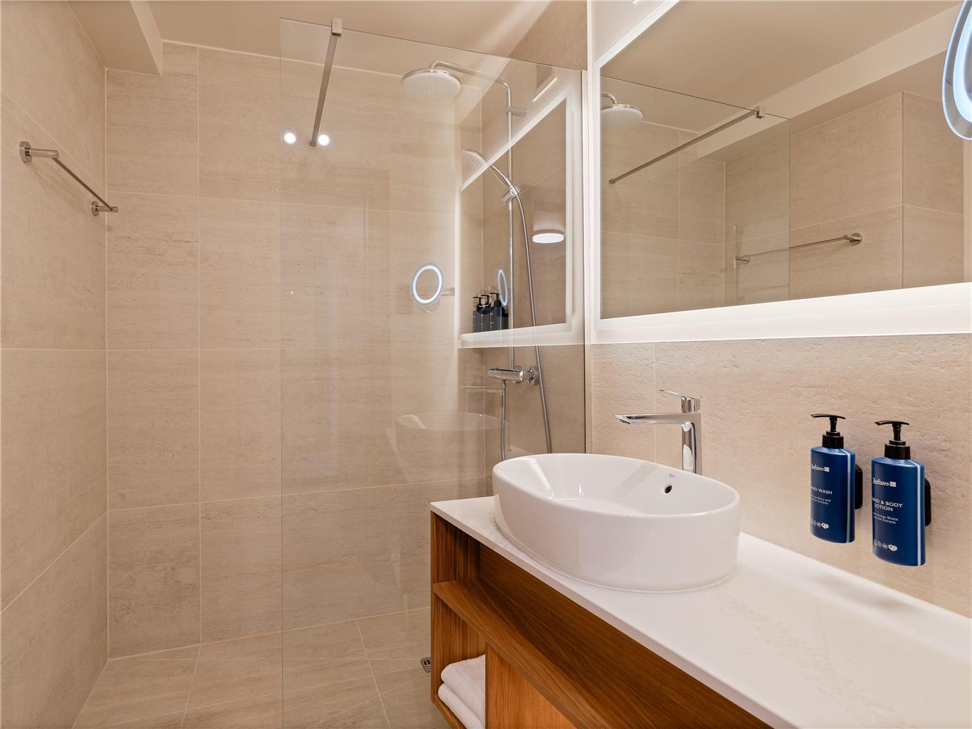 Radisson Blu Hotel & Spa, Daugava Riga, dog-friendly hotel, photo 3