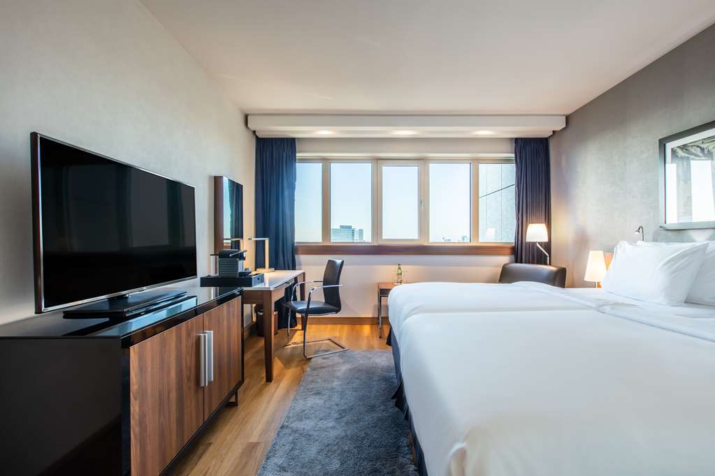 Radisson Blu Hotel Hamburg, dog-friendly hotel, photo 3