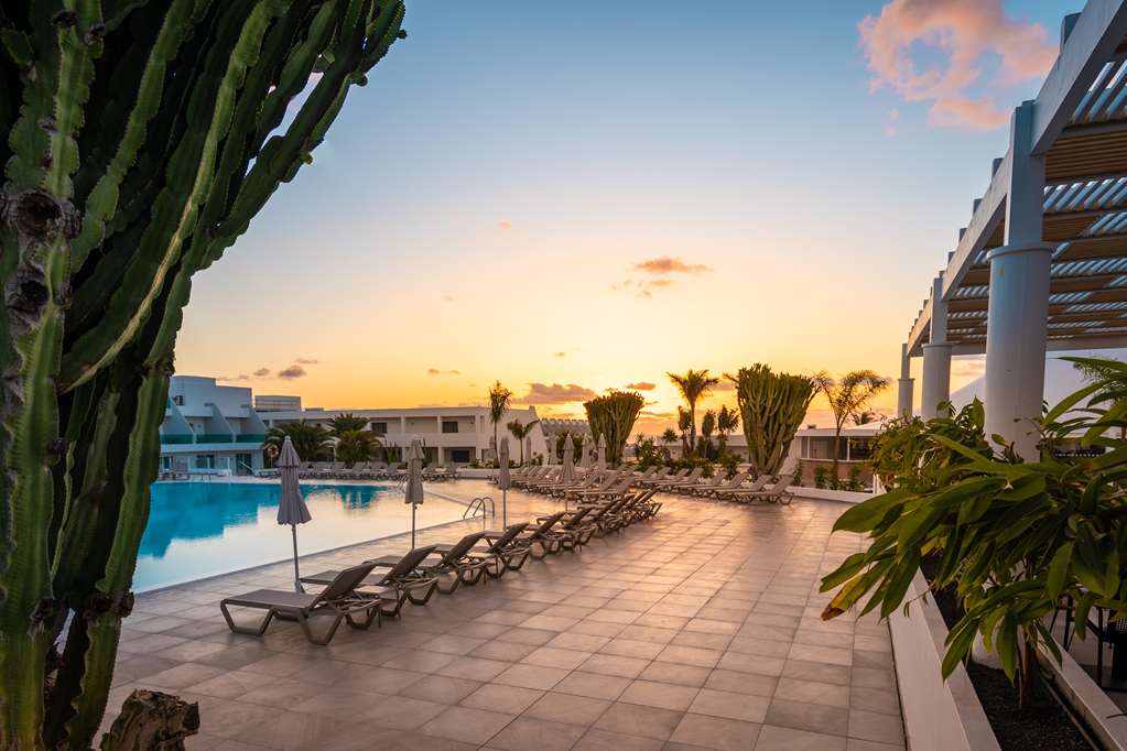Radisson Blu Resort, Lanzarote, dog-friendly hotel in Gran Canaria and Lanzarote