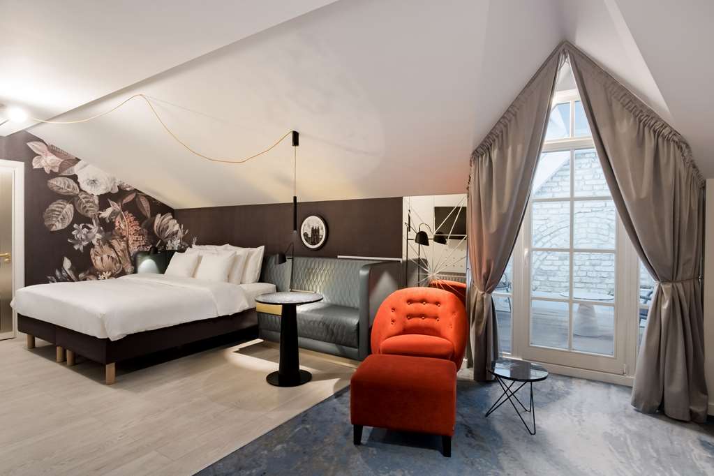Radisson Collection Astorija Hotel, Vilnius, dog-friendly hotel, photo 3