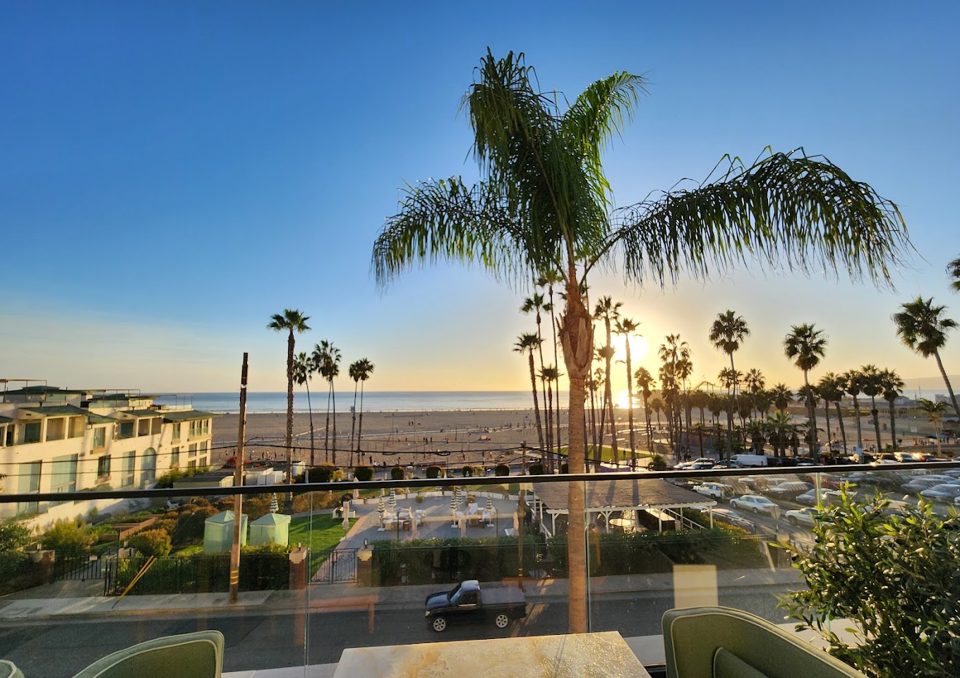 Regent Santa Monica Beach, dog-friendly hotel, photo 2