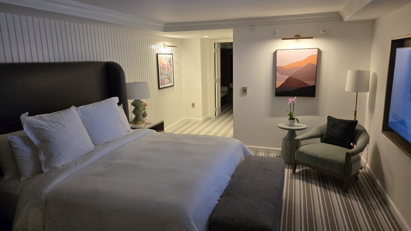 Regent Santa Monica Beach, dog-friendly hotel, photo 3