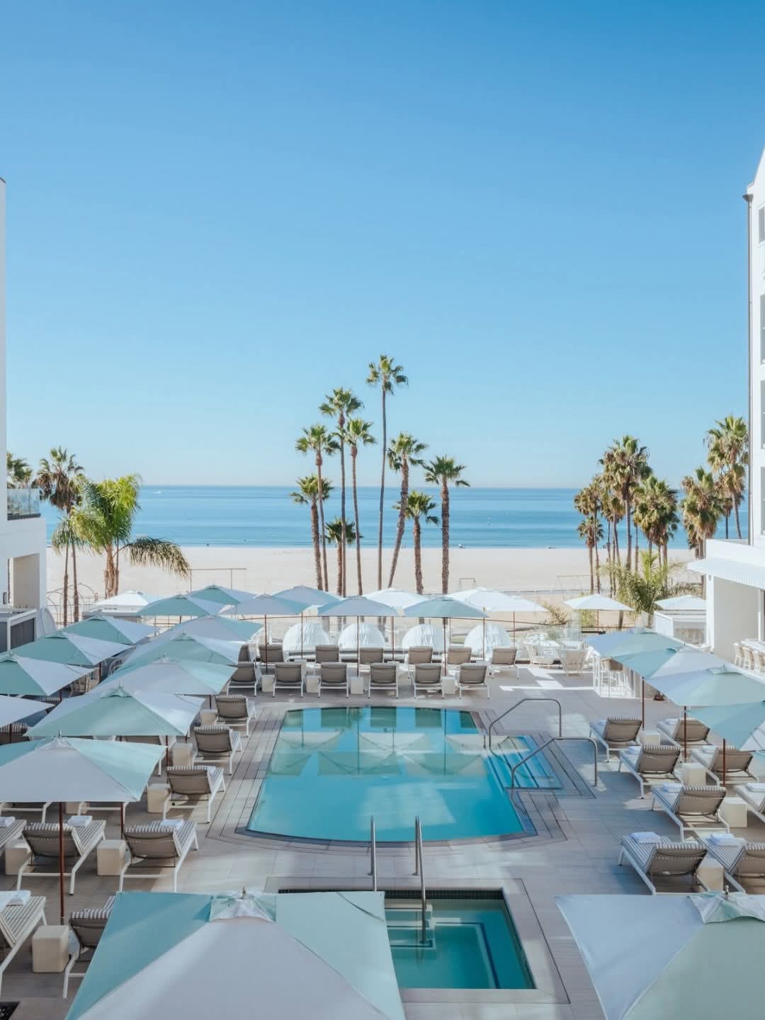Regent Santa Monica Beach, dog-friendly hotel, photo 4