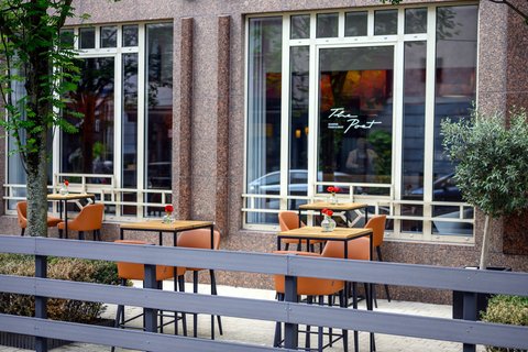 Renaissance Brussels Hotel, dog-friendly hotel, photo 2