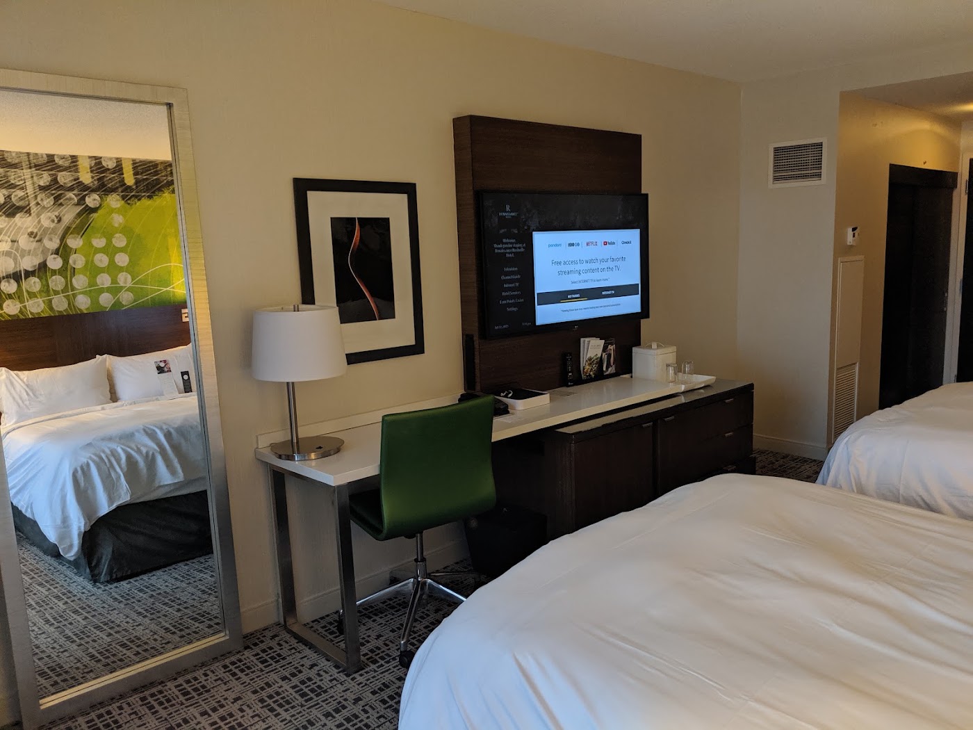 Renaissance Nashville Hotel, dog-friendly hotel, photo 4